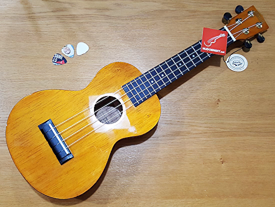 Koncertné ukulele MH2-VNA Mahalo