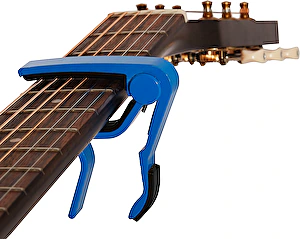 Kapodaster Capo Blue Razzor